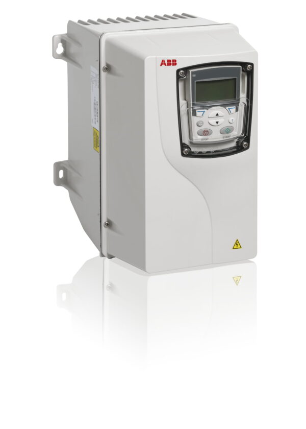 PRZETWORNICA ABB TYP ACS355-03E-04A1-4+B063 ; 4.1A/1.5kW ; OBUD. R1 ; 3x380-480V ; IP66